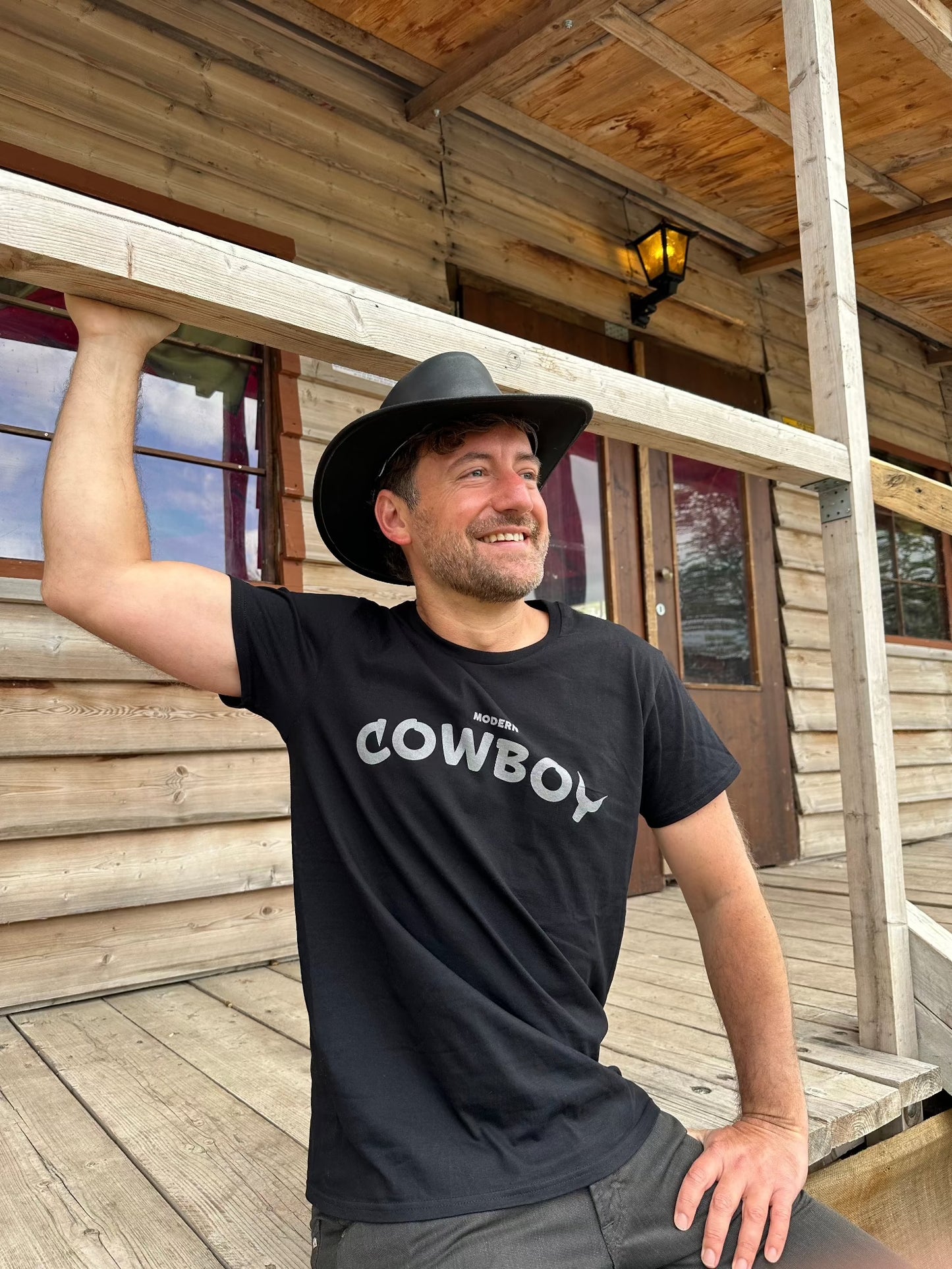 Modern COWBOY - Premium T-Shirt aus Bio-Baumwolle (Frontprint)