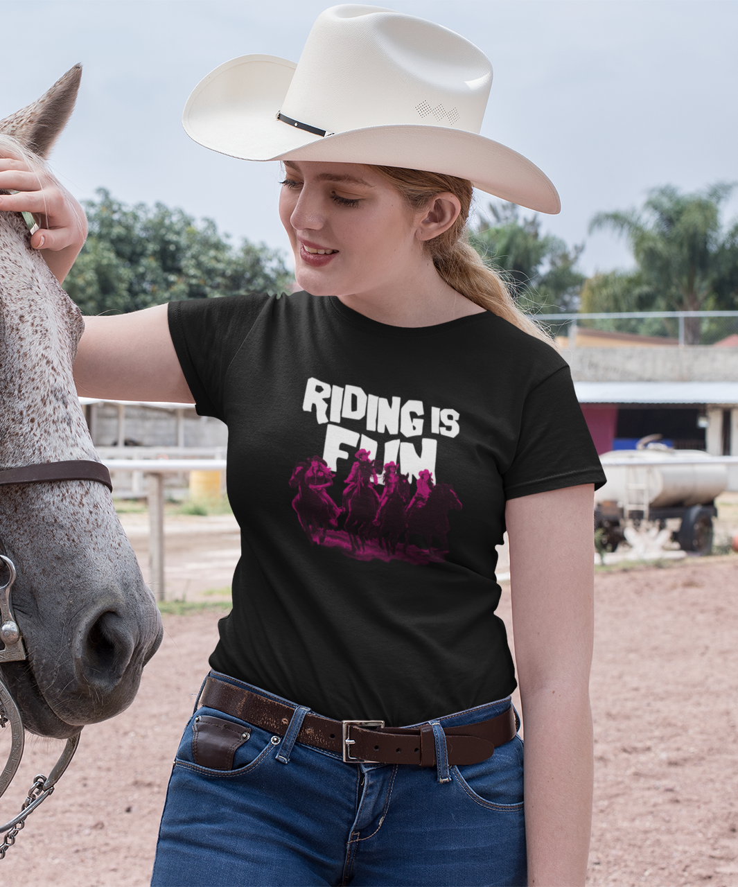 Riding is fun - Damen T-Shirt aus Bio-Baumwolle (Frontprint)