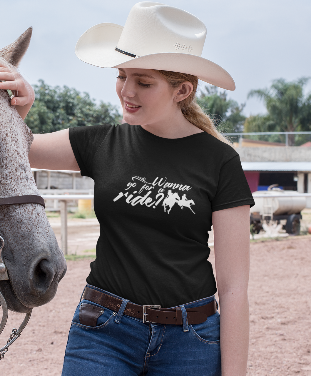 Wanna go for a ride? - Damen T-Shirt aus Bio-Baumwolle (Frontprint)