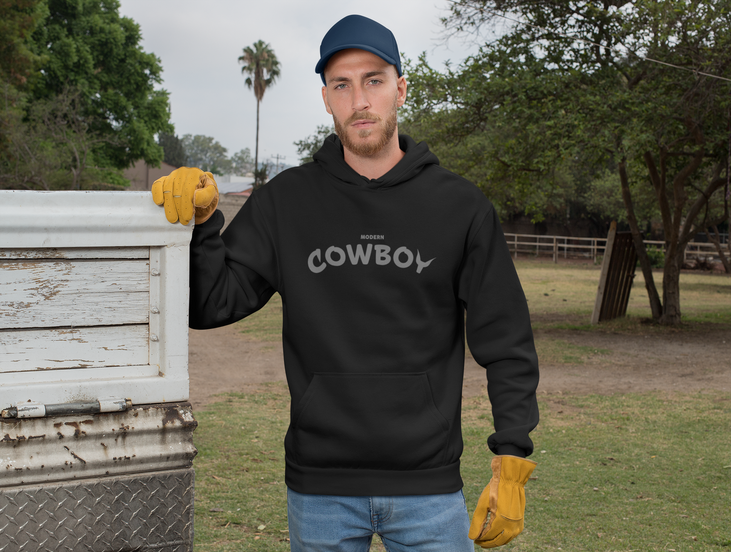 Modern COWBOY - Oversized Hoodie (Frontprint)